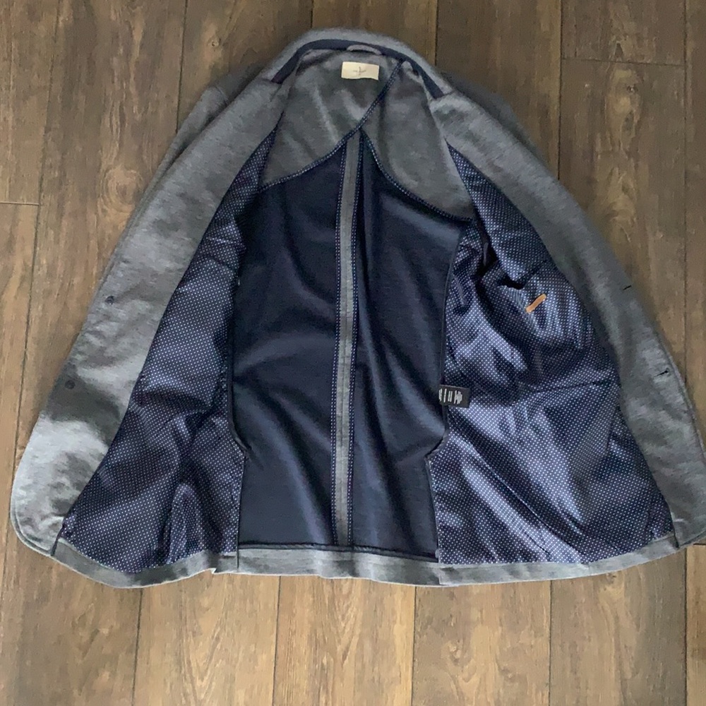 Suit jacket - Picture 2 of 2